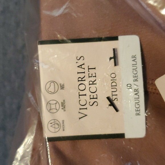 Victoria's Secret Size 10 Vintage Rose High Rise Leggings with Pockets - Picture 4 of 6